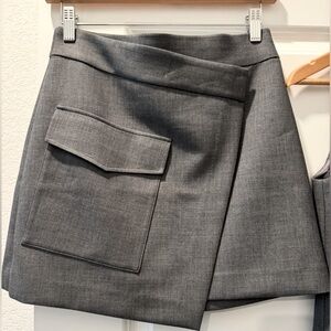 Babaton by Aritzia Skort